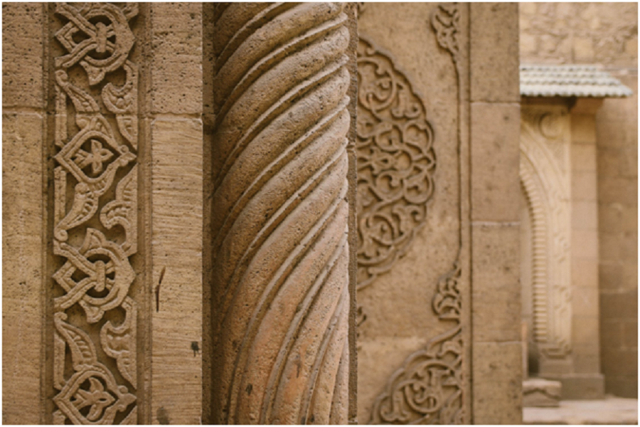 A photo showing a close-up view of concrete structures.