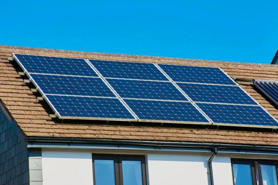 Do Solar Panels Increase The Overall Life Of Your Roof?